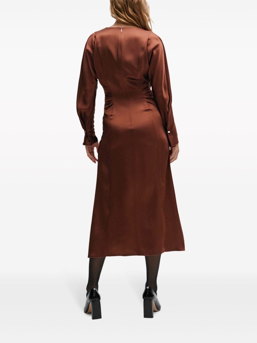 V-neck satin midi dress - 3