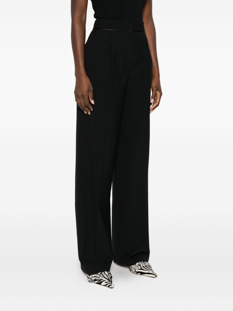high-waisted trousers 3