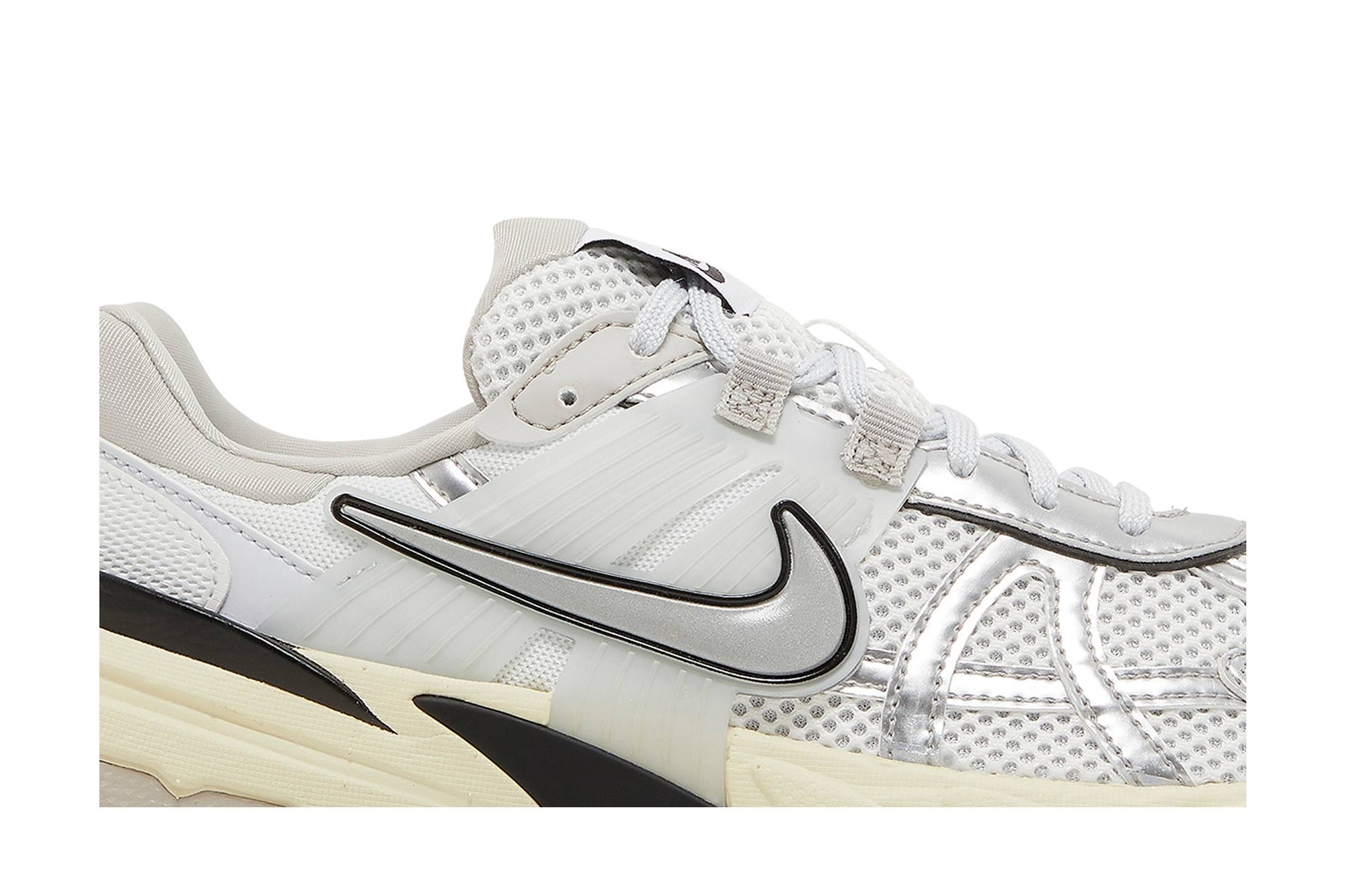Wmns V2K Run 'Summit White' - 2