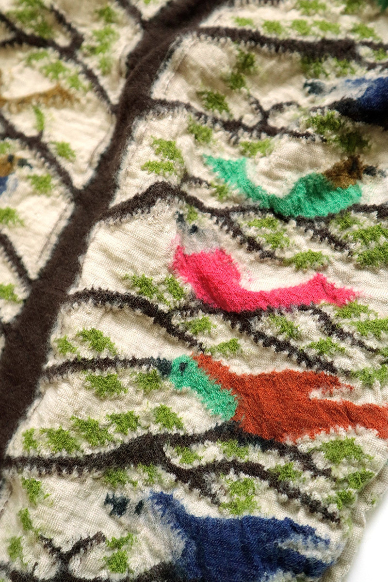 Kapital FULLING WOOL HAPPY SCARF BIRD TREE - BEIGE outlook