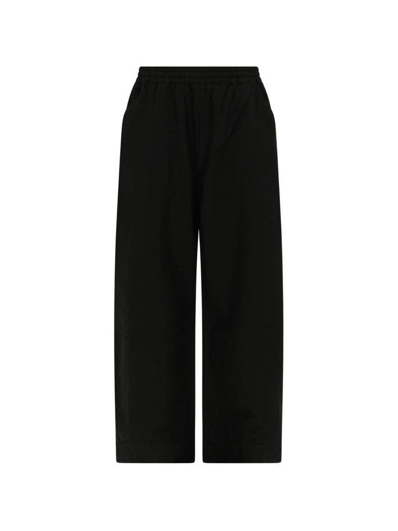 Envelope trousers 1