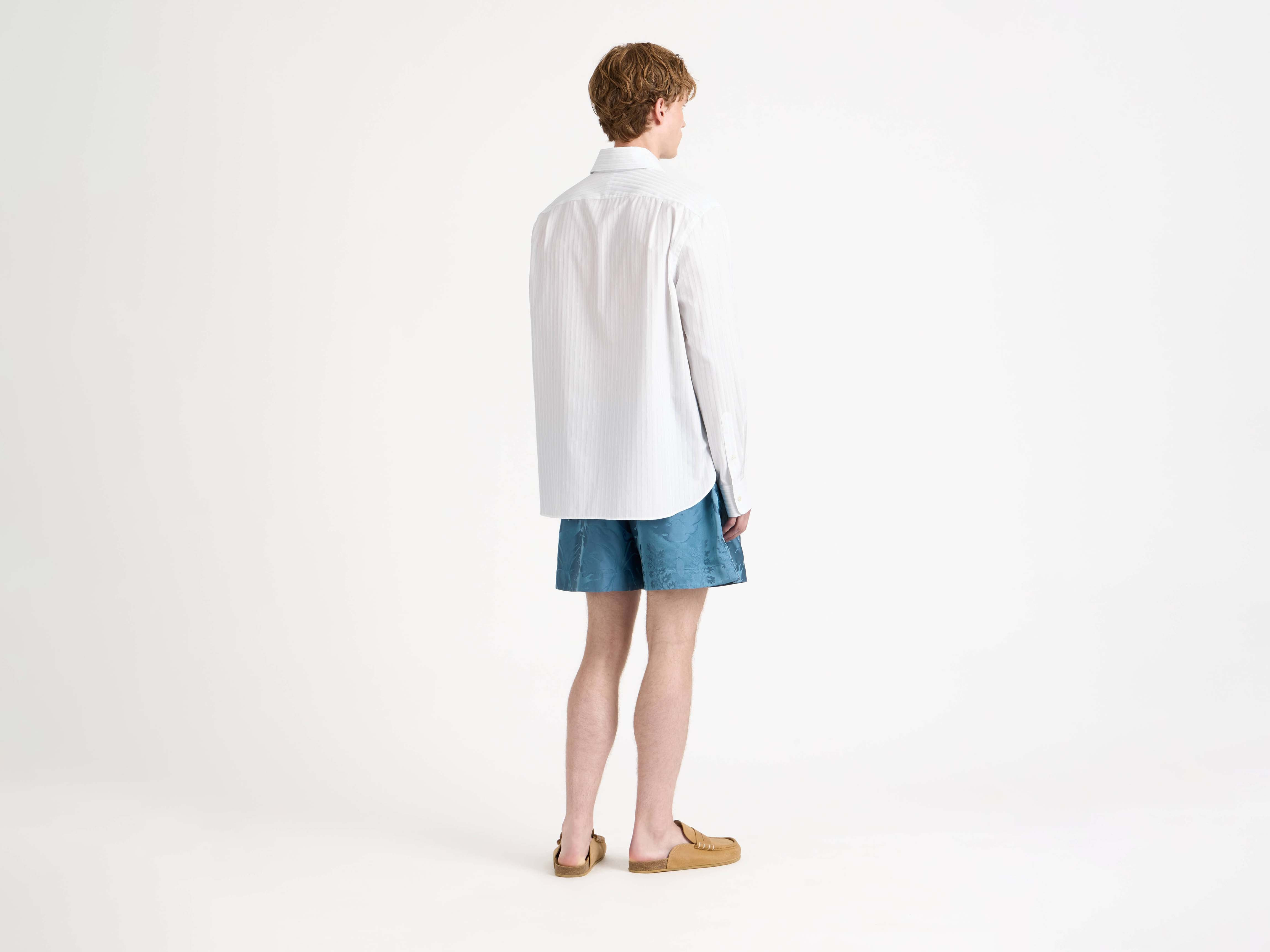 CLASSIC DRESS SHIRT IN WHITE & BLUE - 3