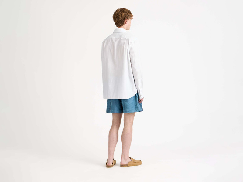 CLASSIC DRESS SHIRT IN WHITE & BLUE 3
