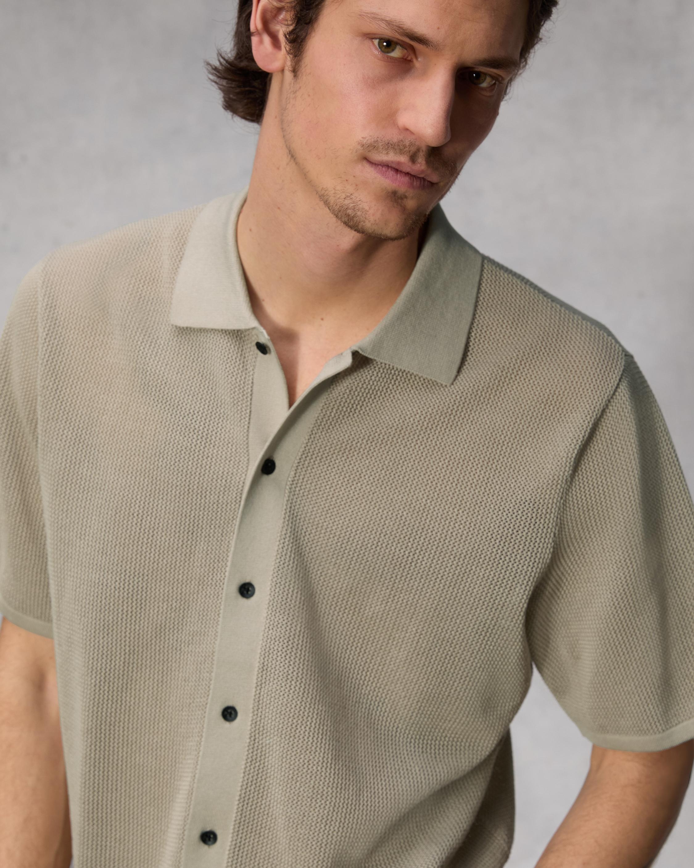 Payton Cotton Shirt
Classic Fit Button Down - 6