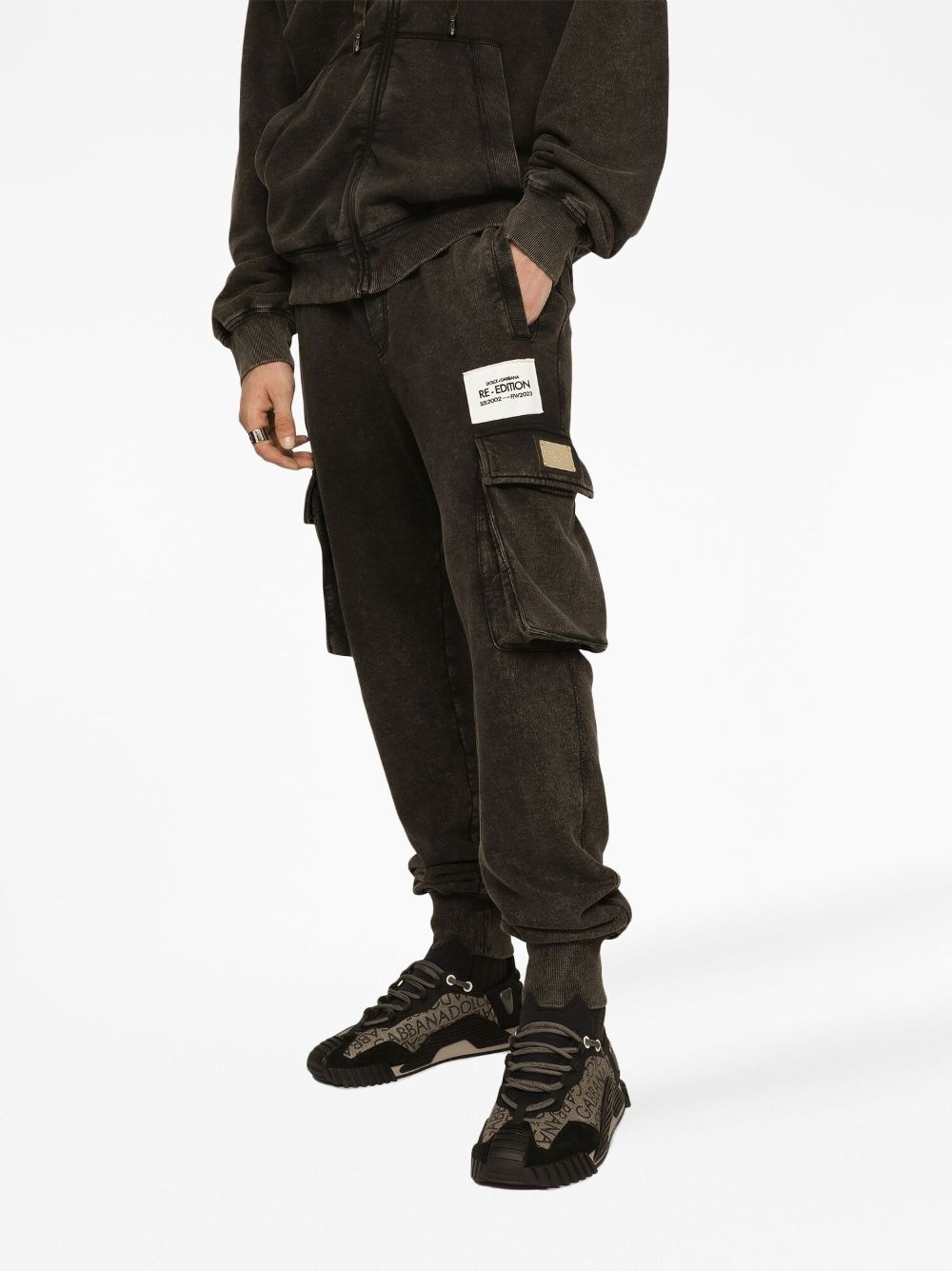 logo-patch tapered cargo trousers - 5