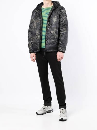 Canada Goose camouflage-print feather-down jacket outlook