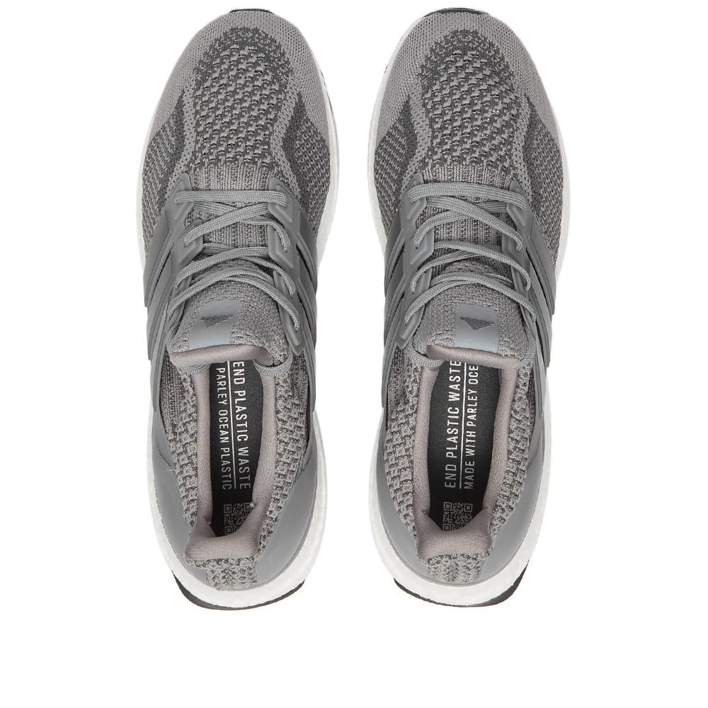Adidas UltraBoost 5.0 DNA Glow in the Dark G58755 Mens Size 12