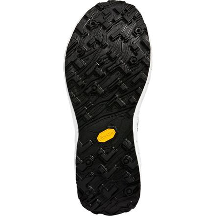 001 Shoe - Women's - 3