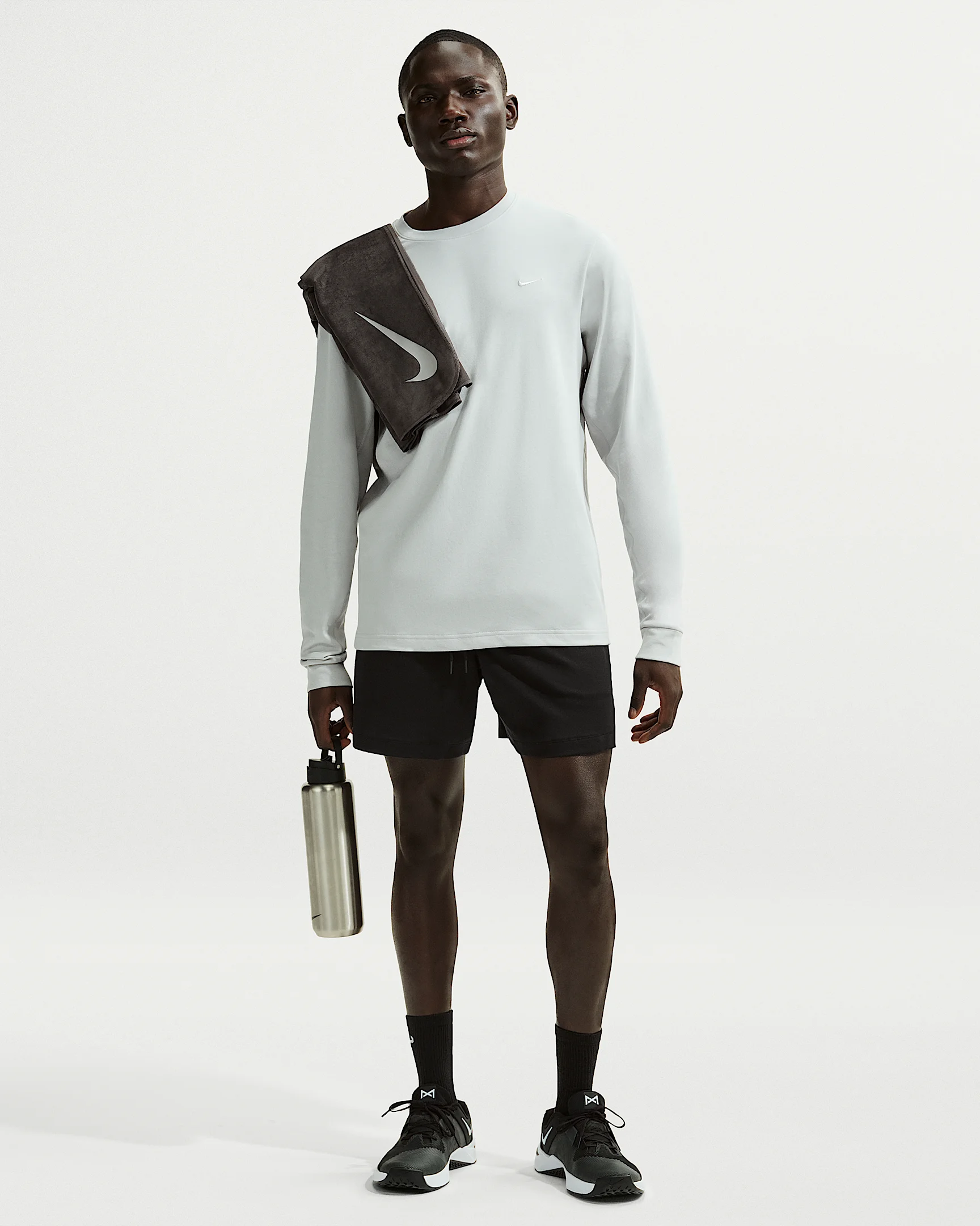 Nike Primary NanoKnit Men's Dri-FIT 7" Performance Shorts - 1