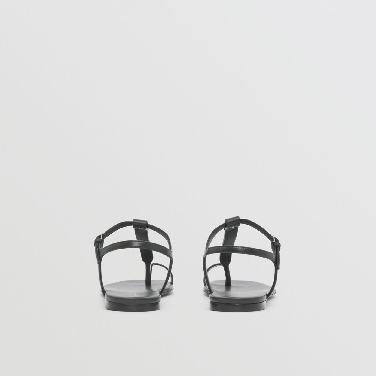 Toe-ring Detail Leather Sandals - 6