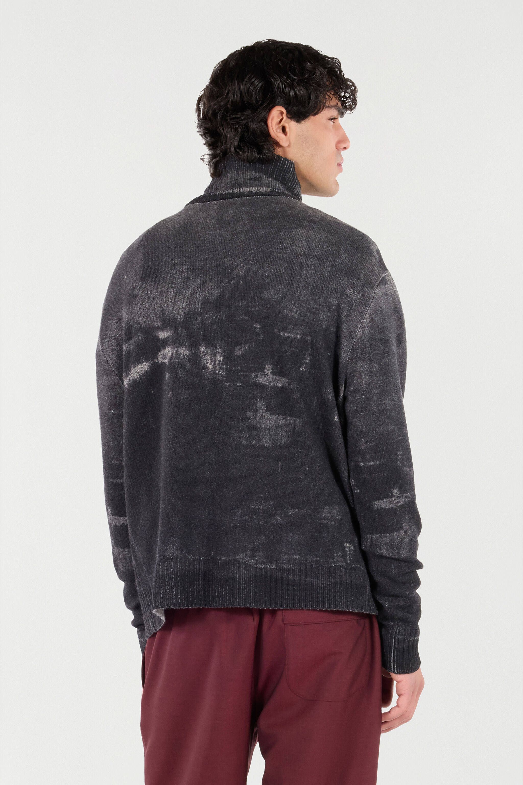Turtle-Neck Wool Sweater - 4