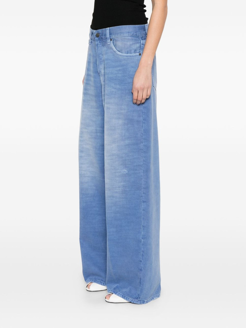 button jeans 3