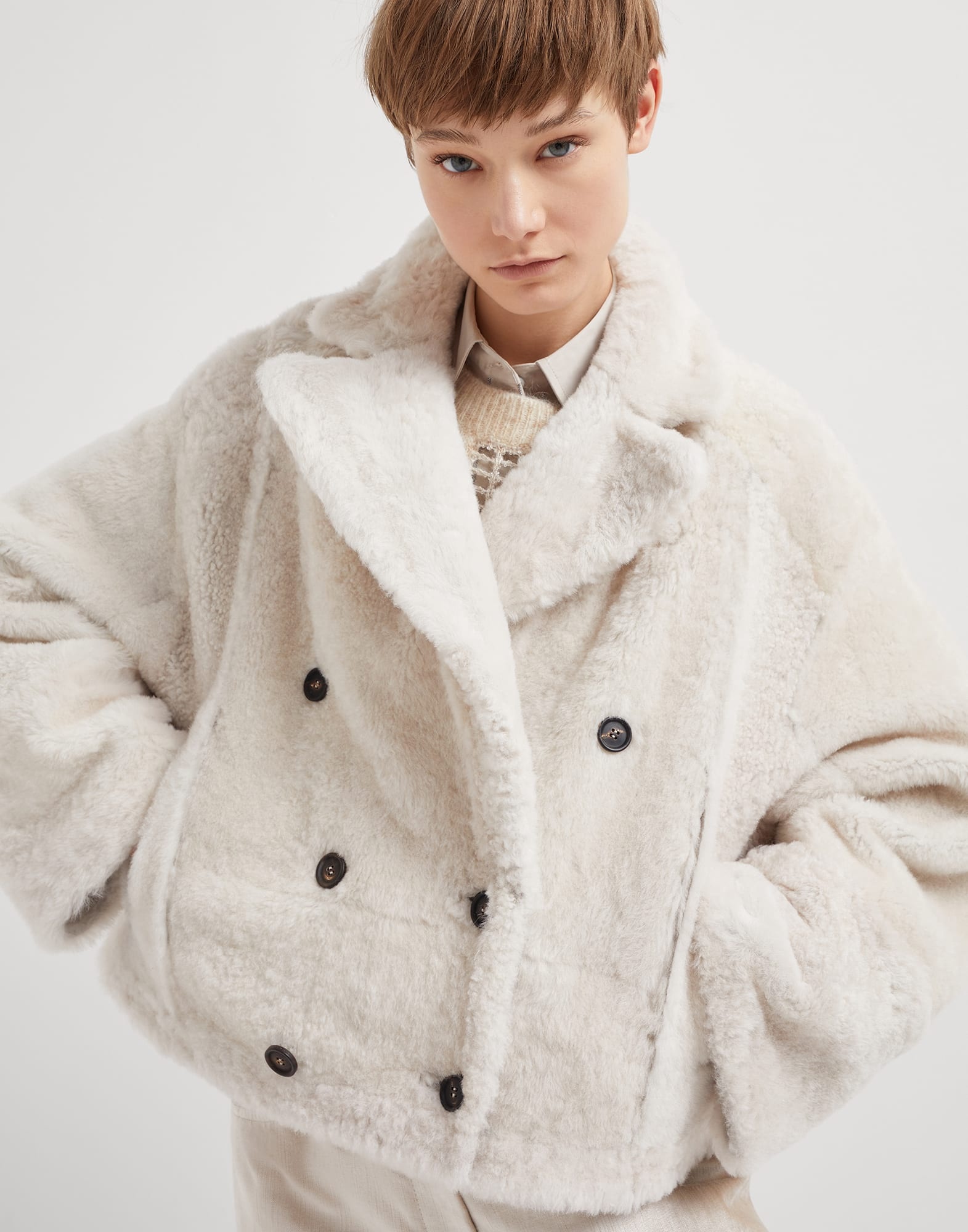 Fuzzy shearling reversible outerwear jacket with monili - 4