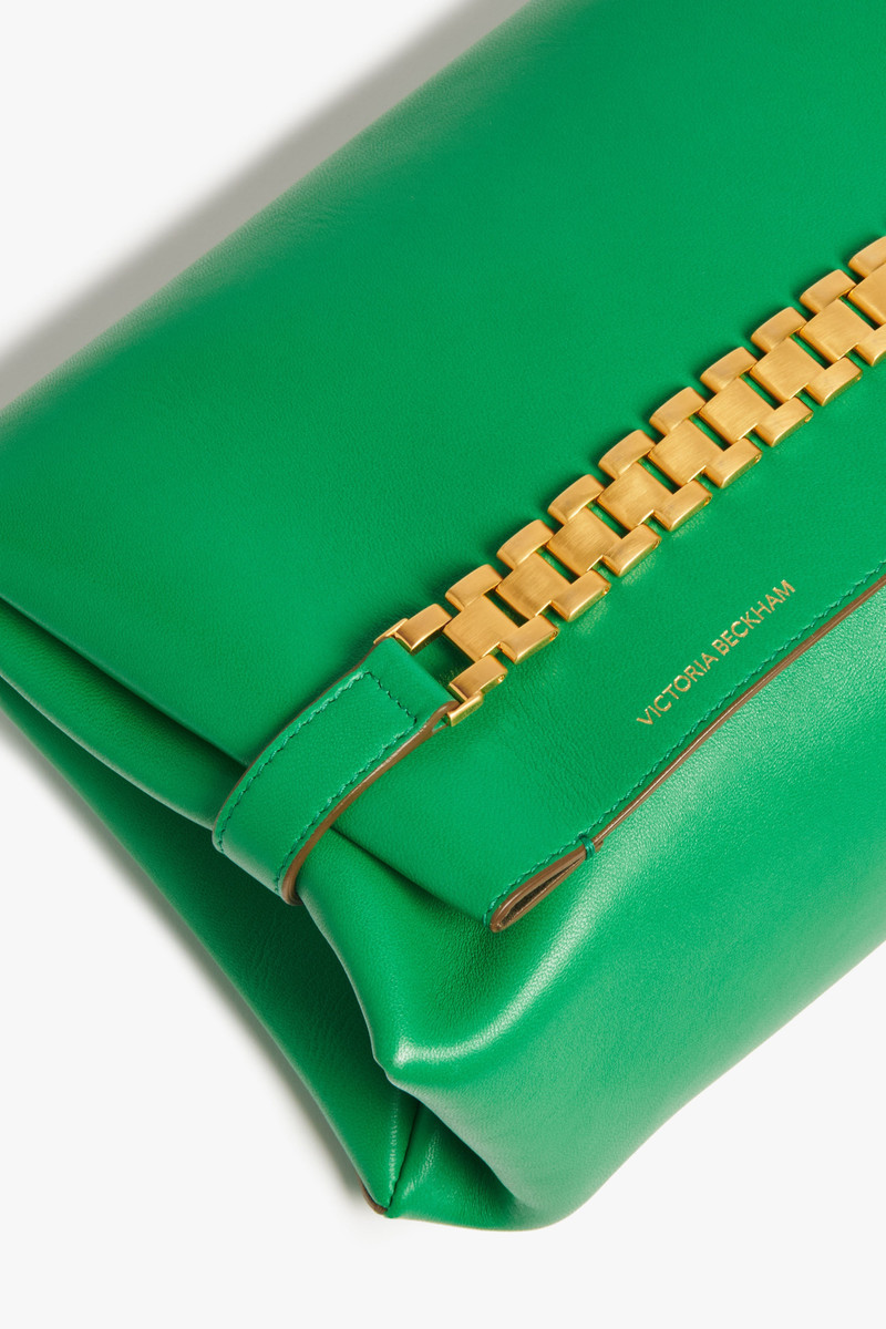 Chain Pouch In Green Leather 2