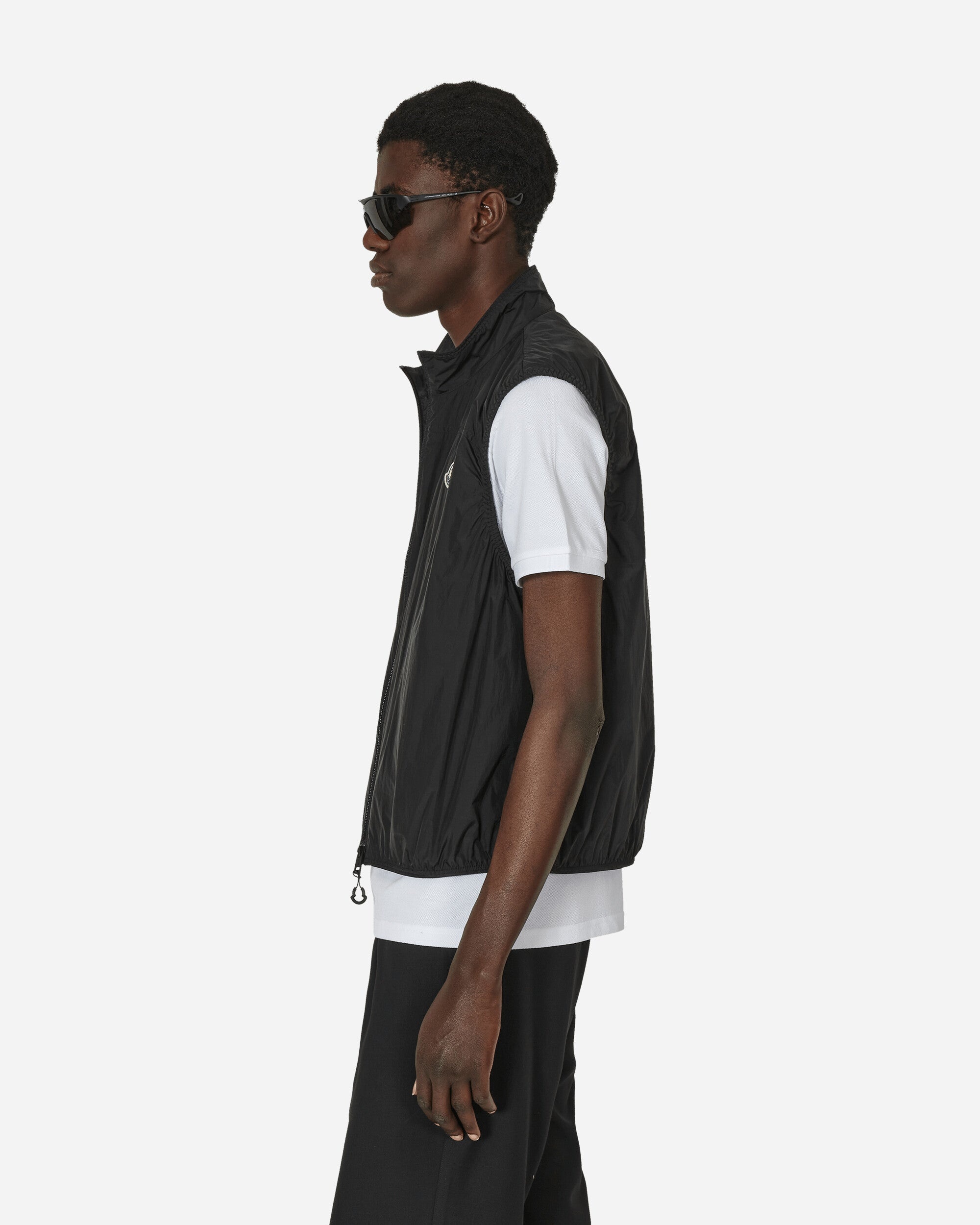 MONCLER ナイロン ベスト アラシ 1A001-22-5396L ARASHI-999 Moncler Arashi Vest Black | slamjam | REVERSIBLE