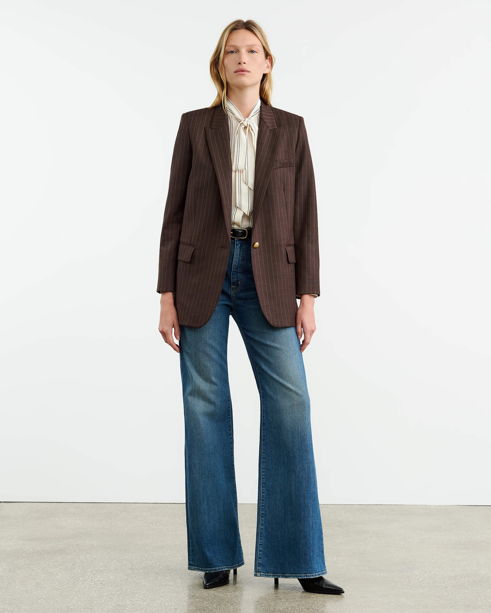 DIANE BLAZER - 4