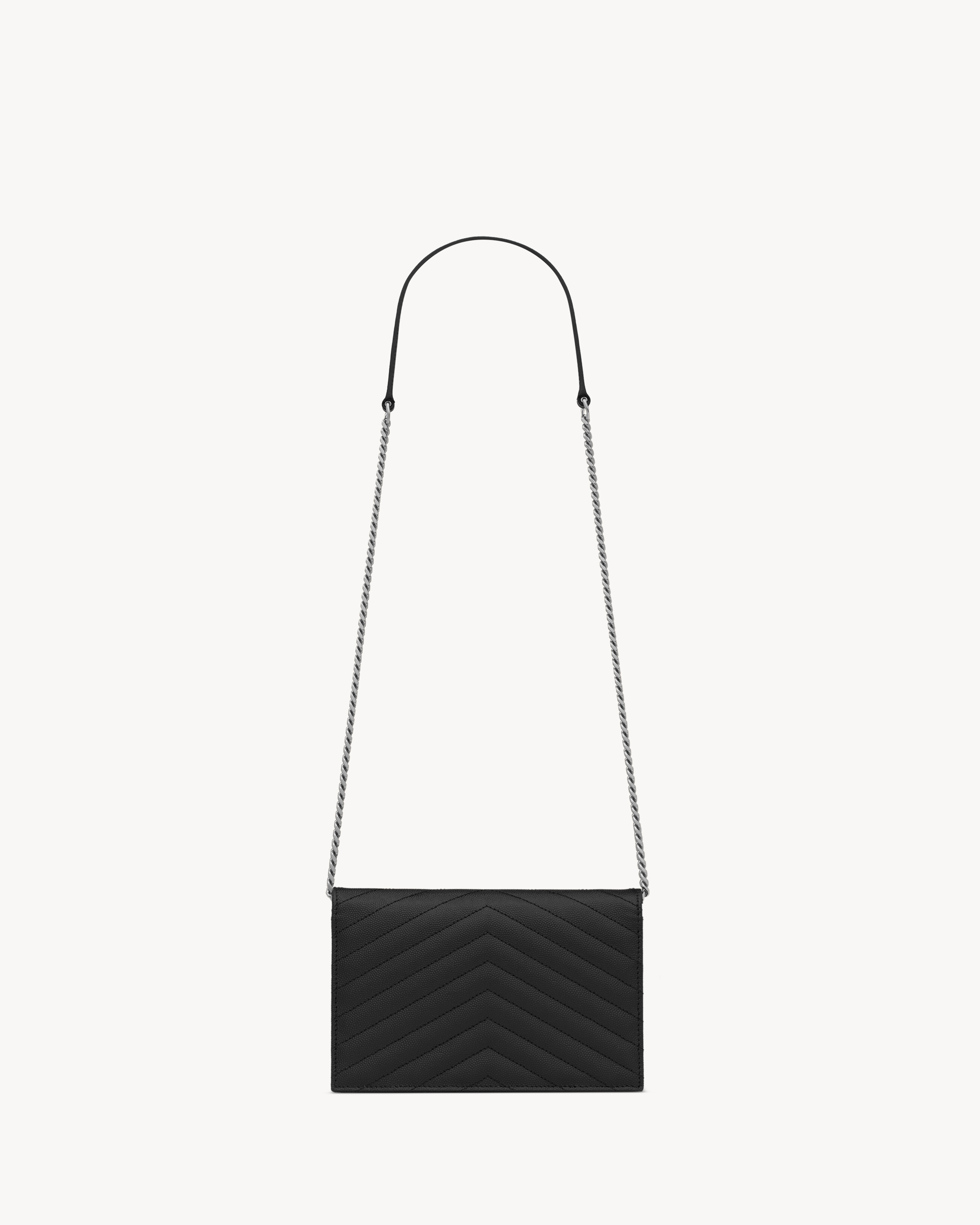 CASSANDRE ENVELOPE CHAIN WALLET IN GRAIN DE POUDRE LEATHER - 2