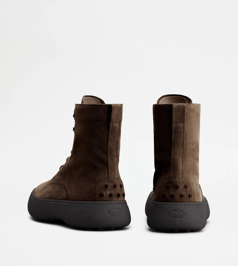 TOD'S W. G. ANKLE BOOTS IN SUEDE - BROWN 4