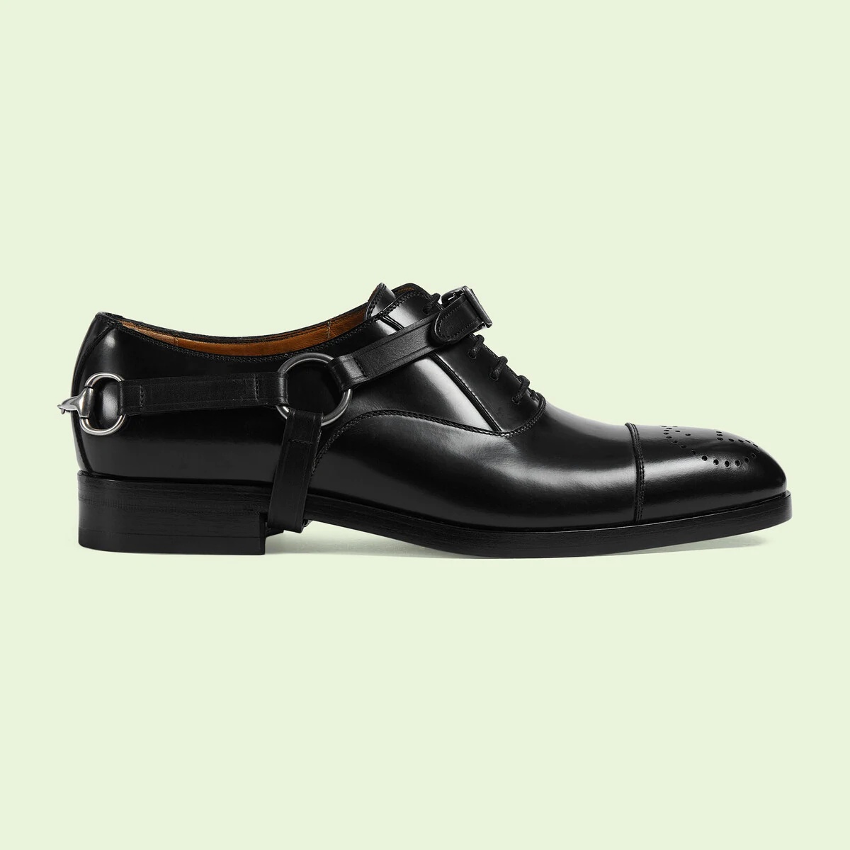 Men's shoe with harness - 1