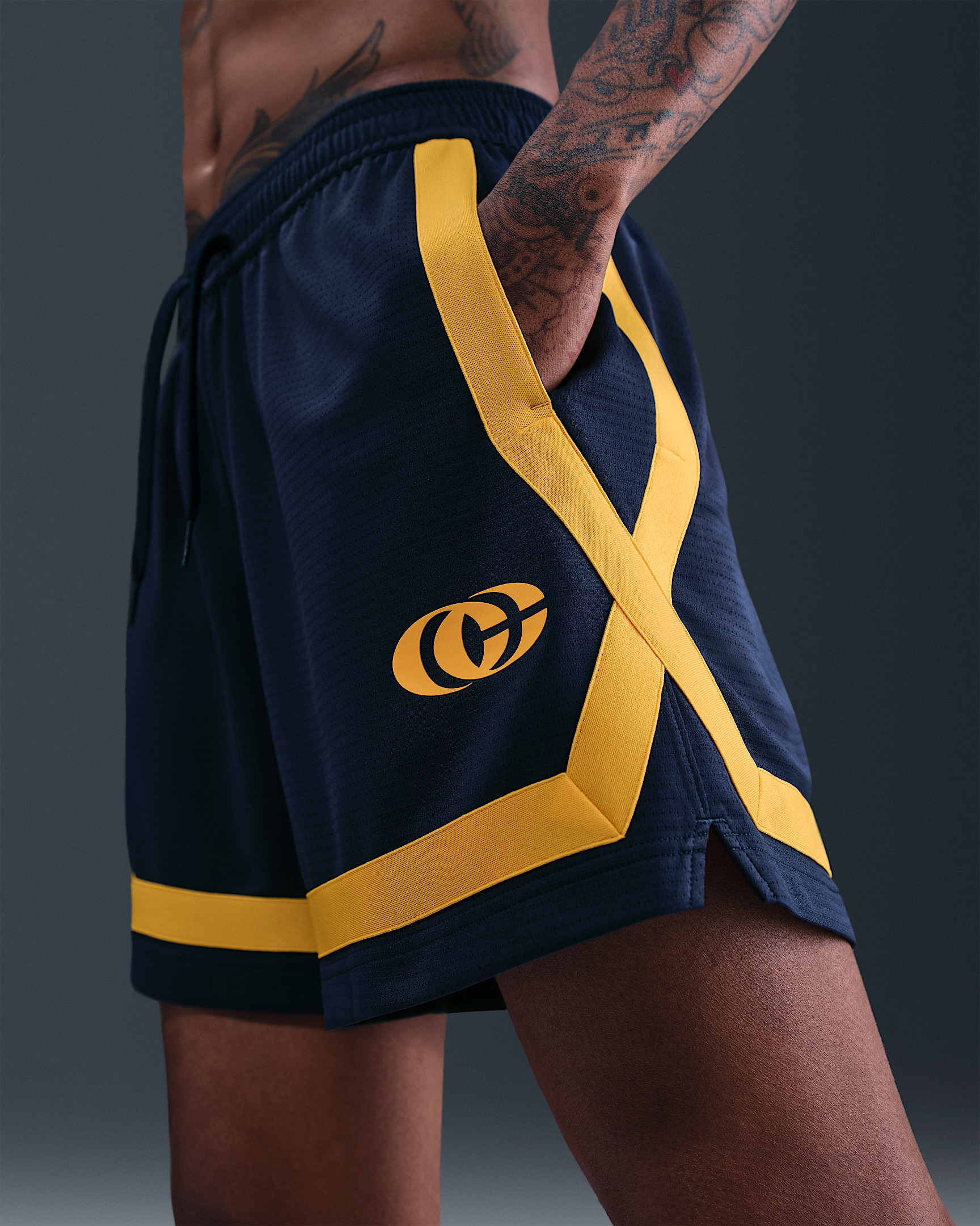Caitlin Clark Nike Women's Crossover Dri-FIT 5" Basketball Shorts - 3