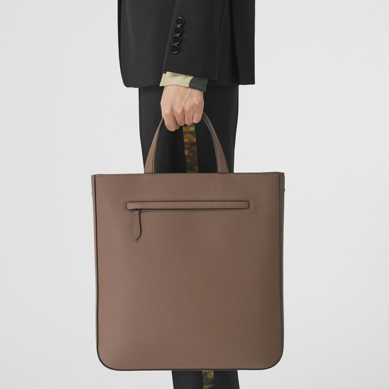 Grainy Leather Tote 12