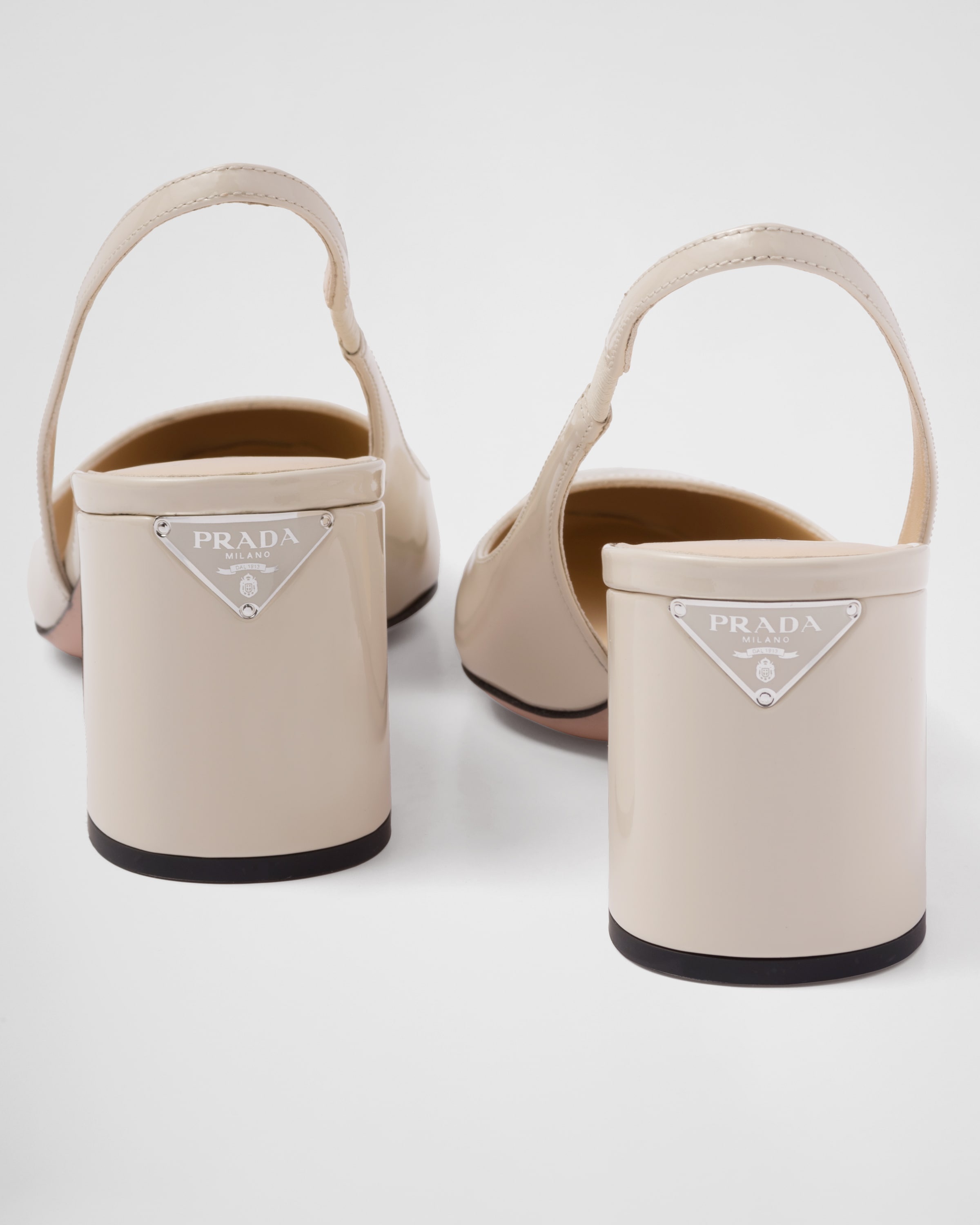 Patent-leather slingback pumps - 7