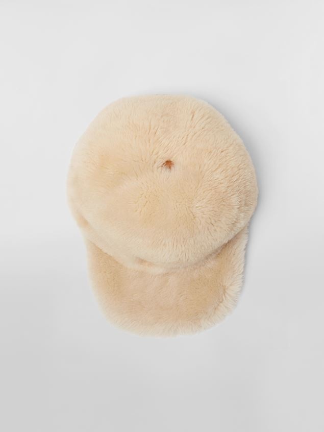 SHEARLING BEANIE WITH CONTRASTING EMBROIDERED MARNI LOGO - 1