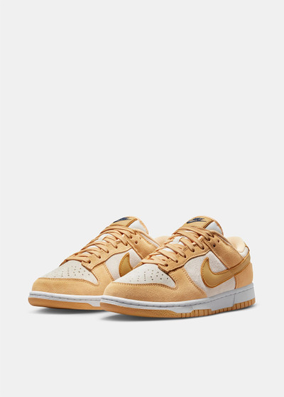 Nike Dunk Low LX Gold outlook