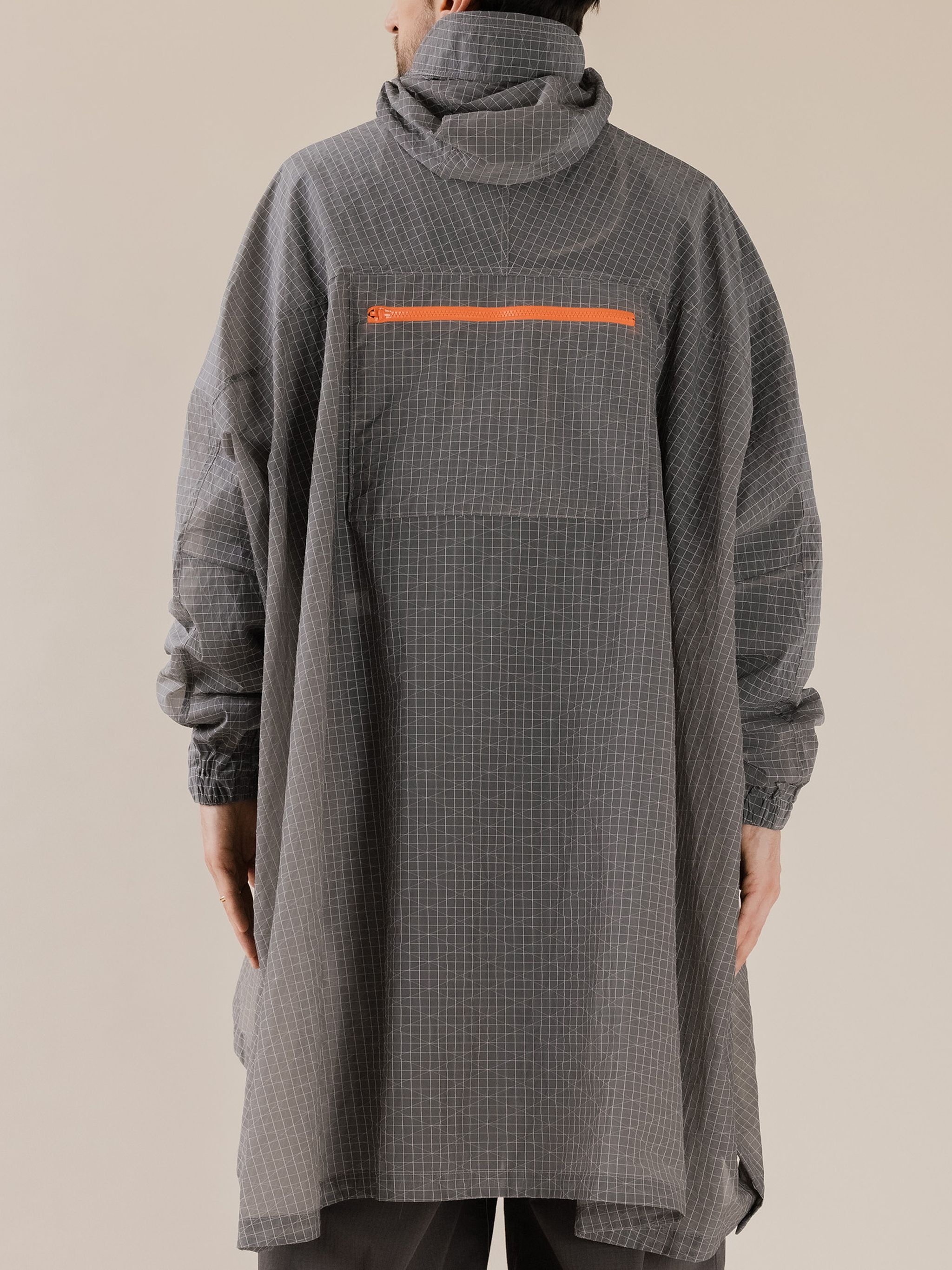 THIS THING OF OURS | MISTBREAKER BLACK DYNEEMA CAPE - 3