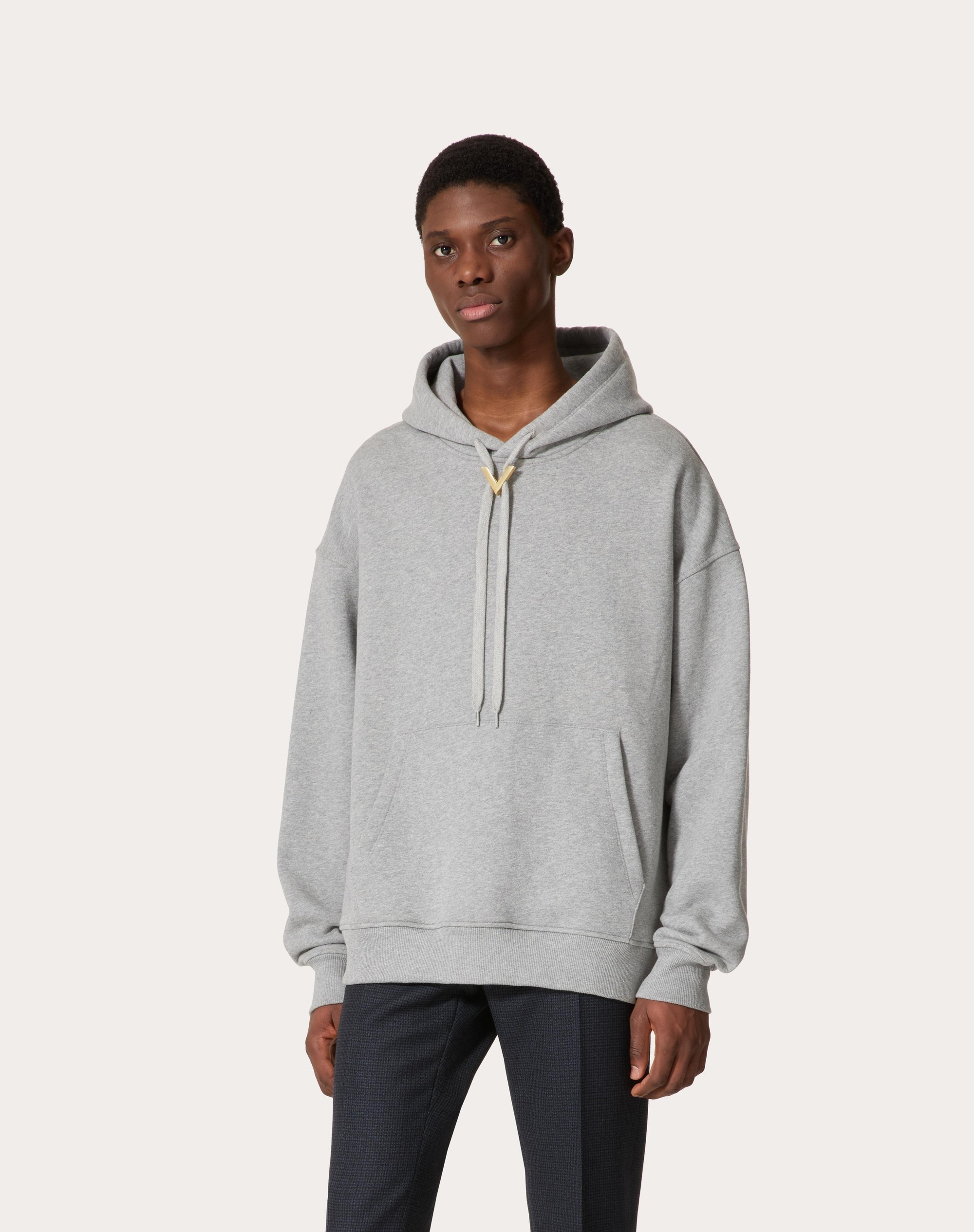 COTTON HOODED SWEATSHIRT WITH METALLIC V DETAIL - 3