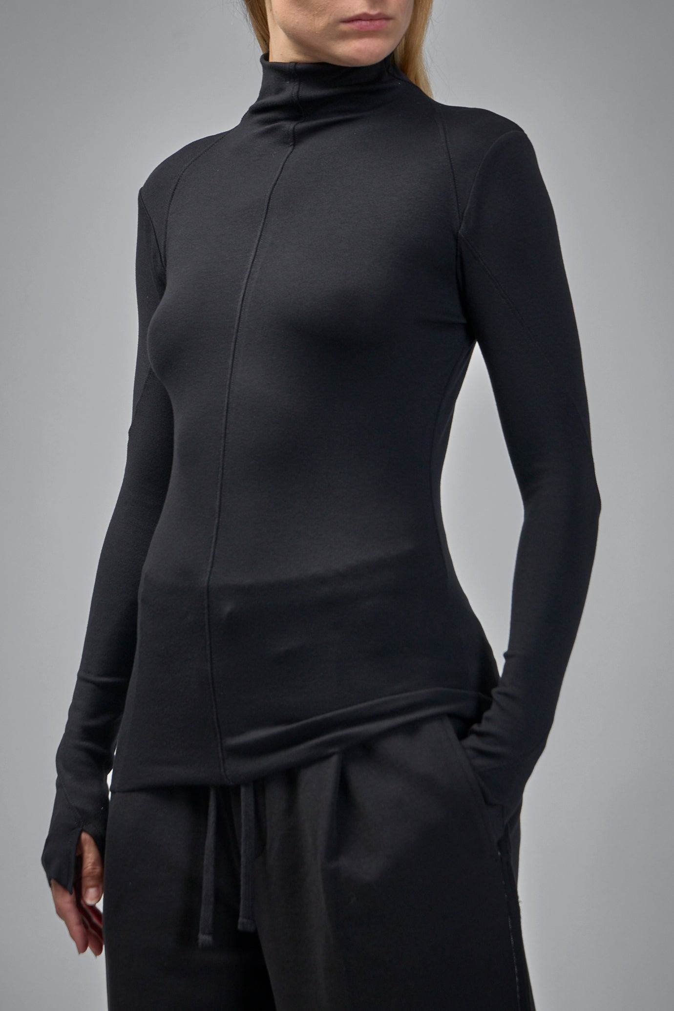 W TS 589 - 4