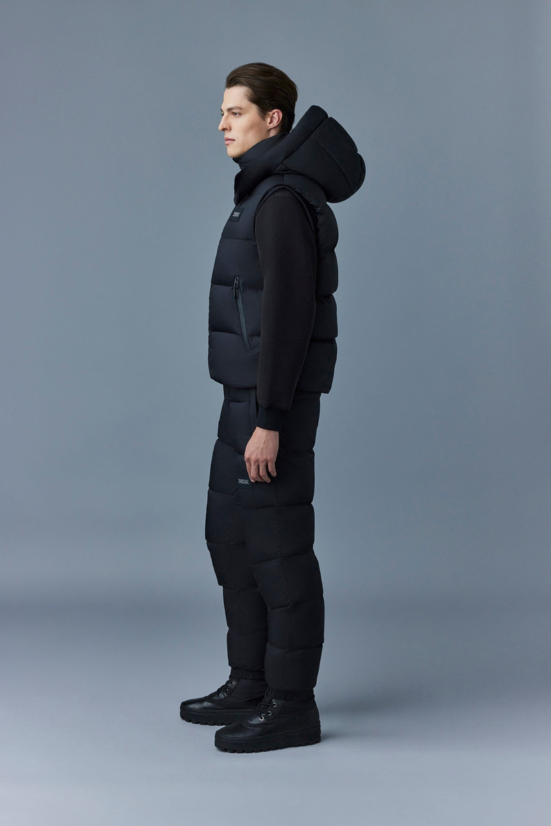 HUGH Down vest with removable hood 3