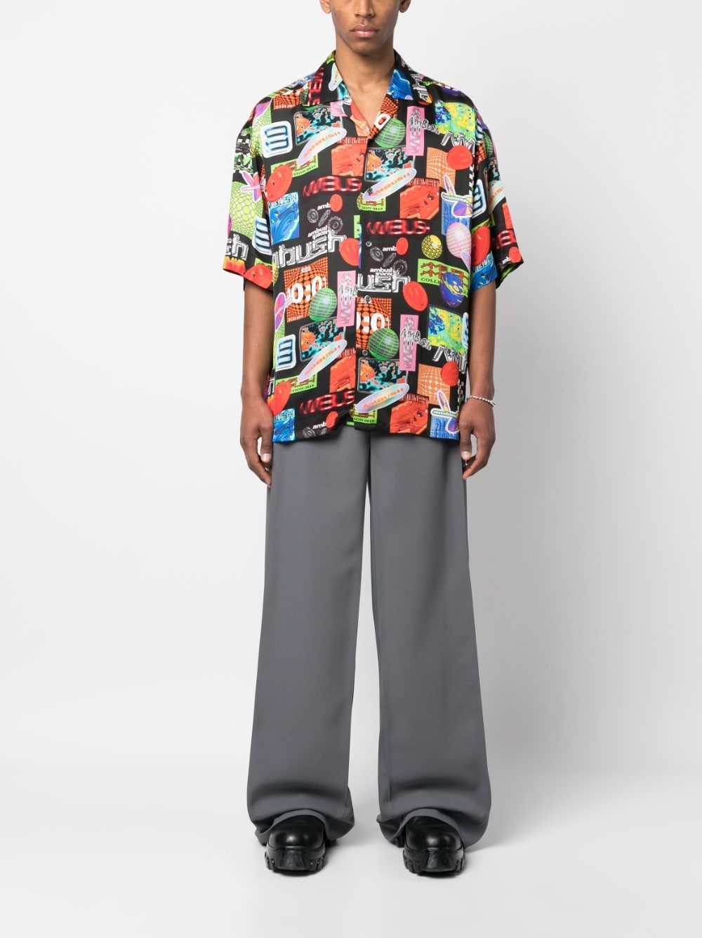 graphic-print short-sleeve shirt - 2