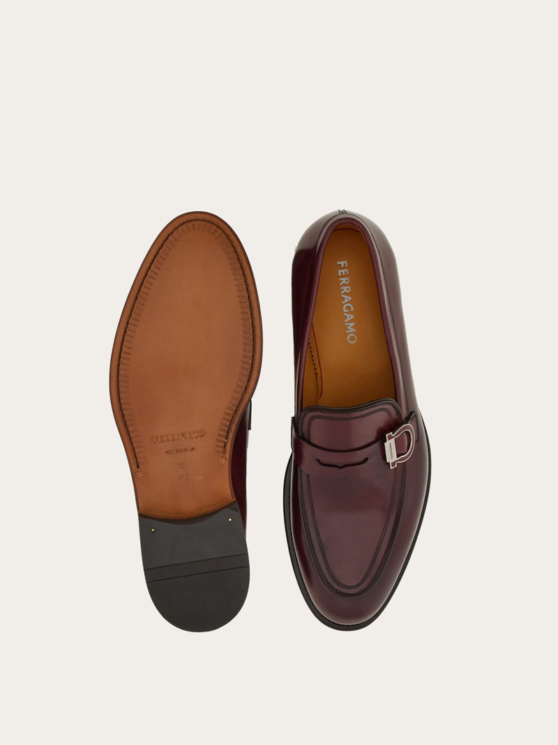 Moccasin with Gancini ornament 5