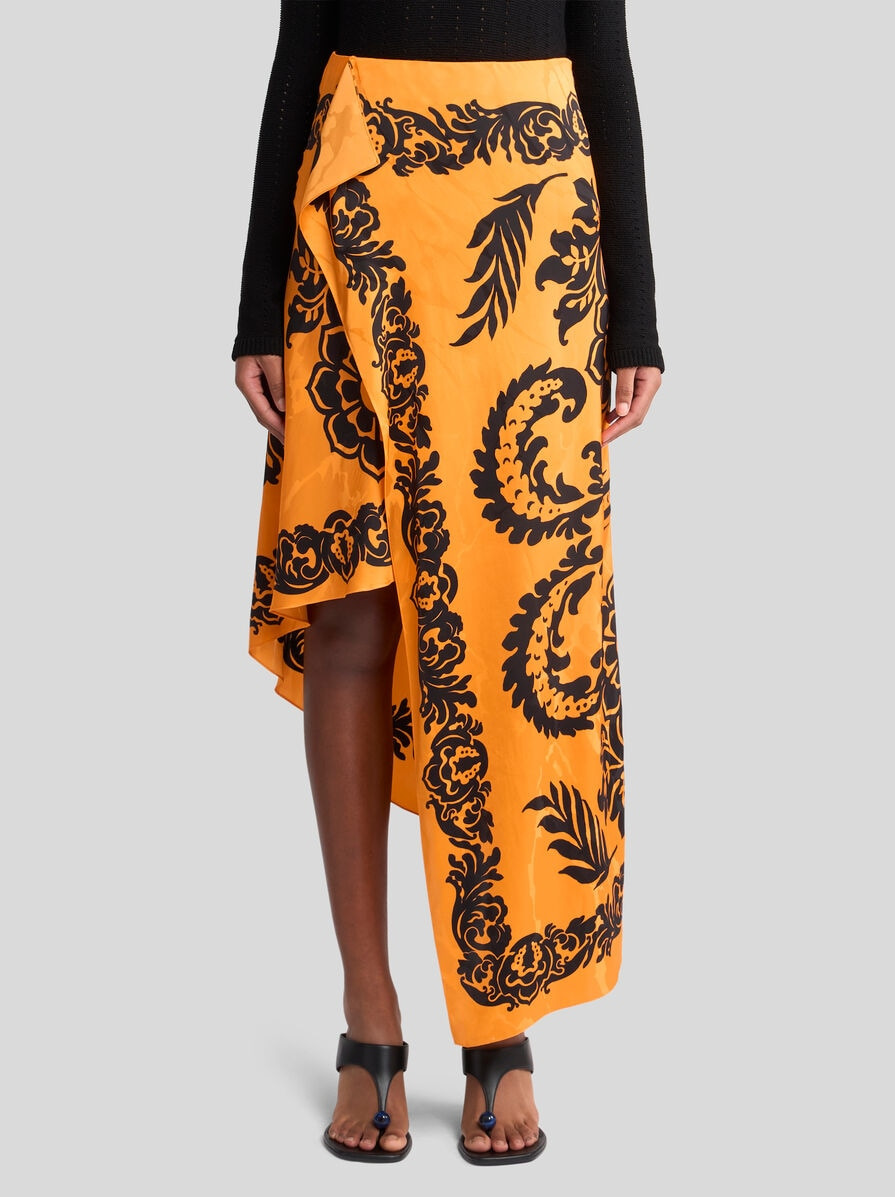 ASYMMETRIC SKIRT WITH STENCIL FLORAL PRINT - 2