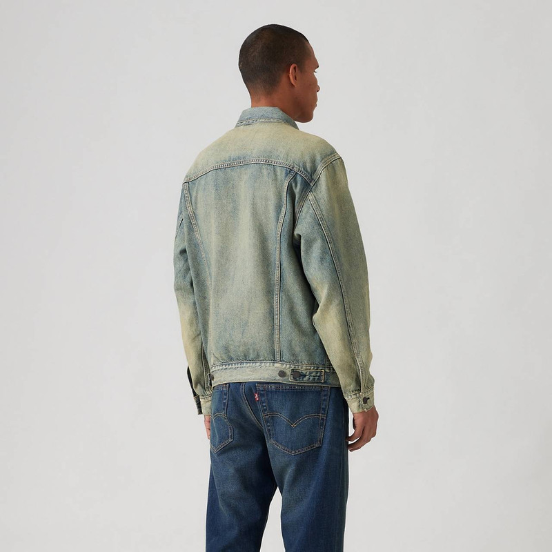 LIGHTWEIGHT RELAXED FIT TRUCKER JACKET 4