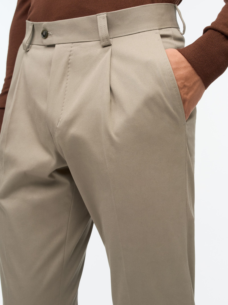 Tenuta P Slim-Fit Cotton Chinos 5