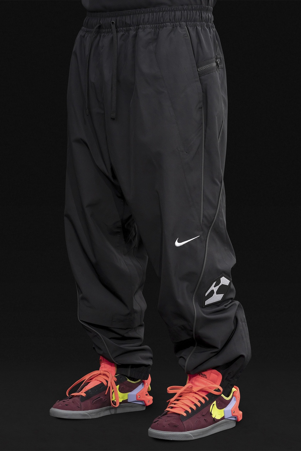 GGG-P2-010 Nike® Acronym® Track Pant Woven Black/Black - 10