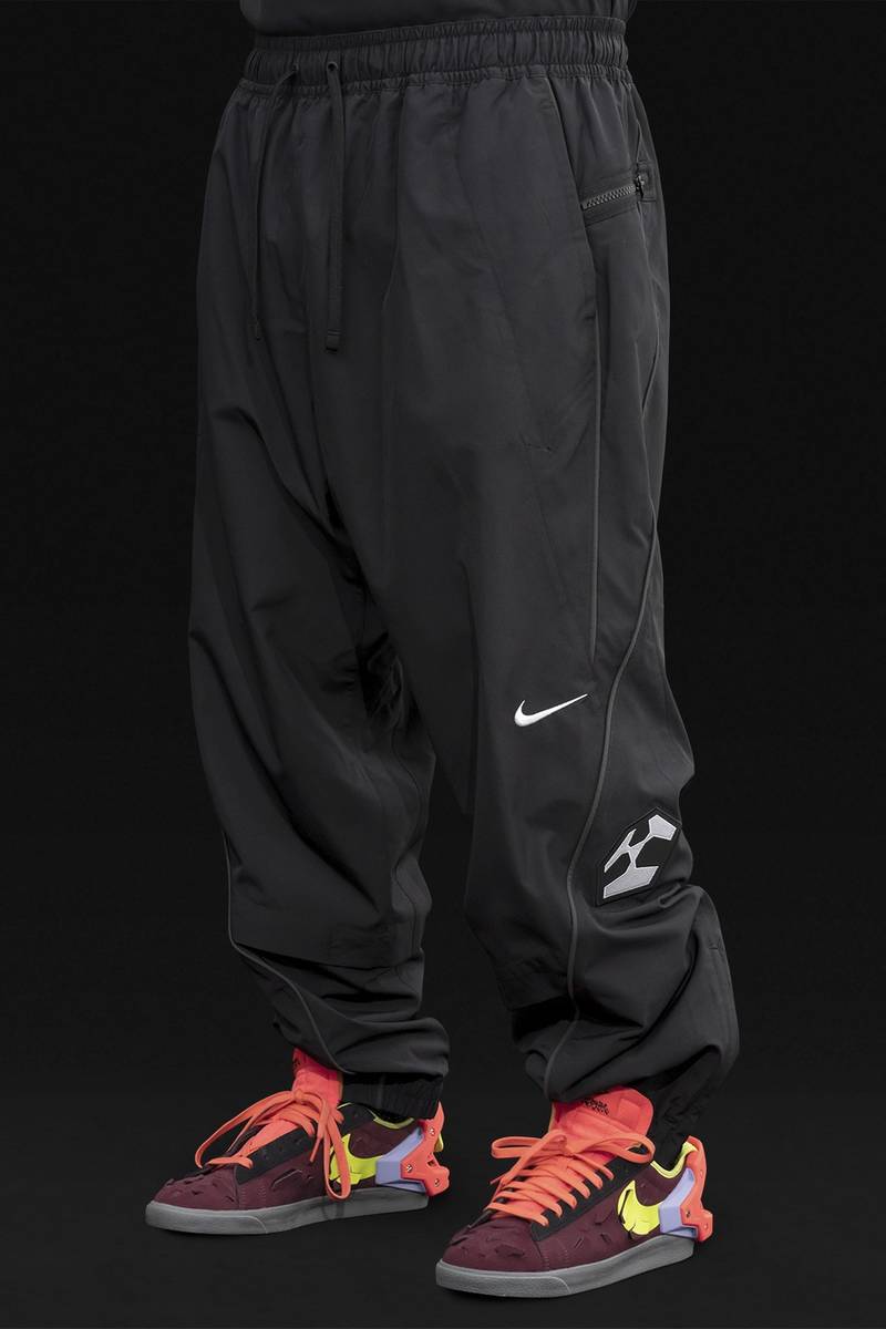 GGG-P2-010 Nike® Acronym® Track Pant Woven Black/Black 10
