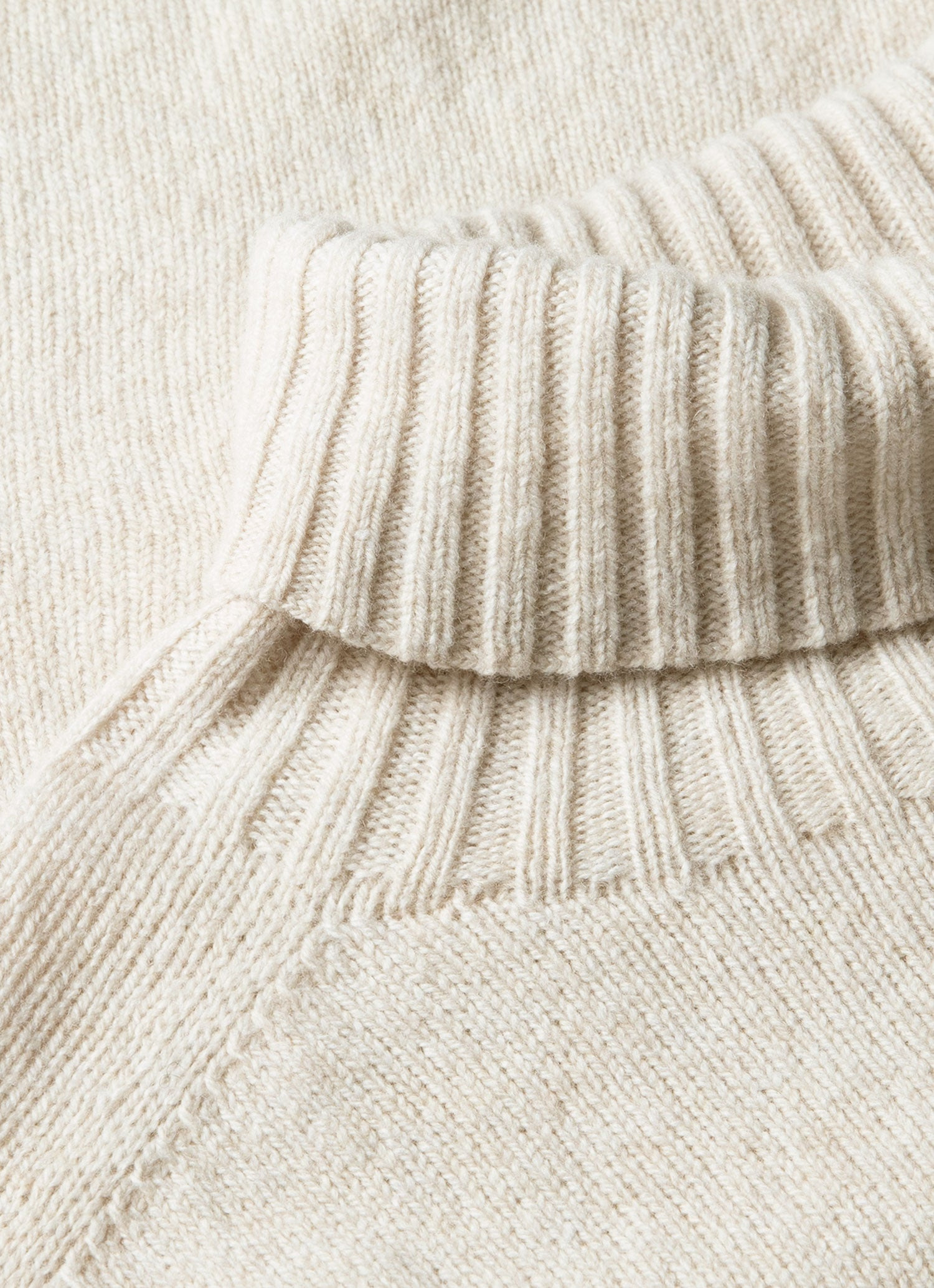Lambswool Roll Neck - 4