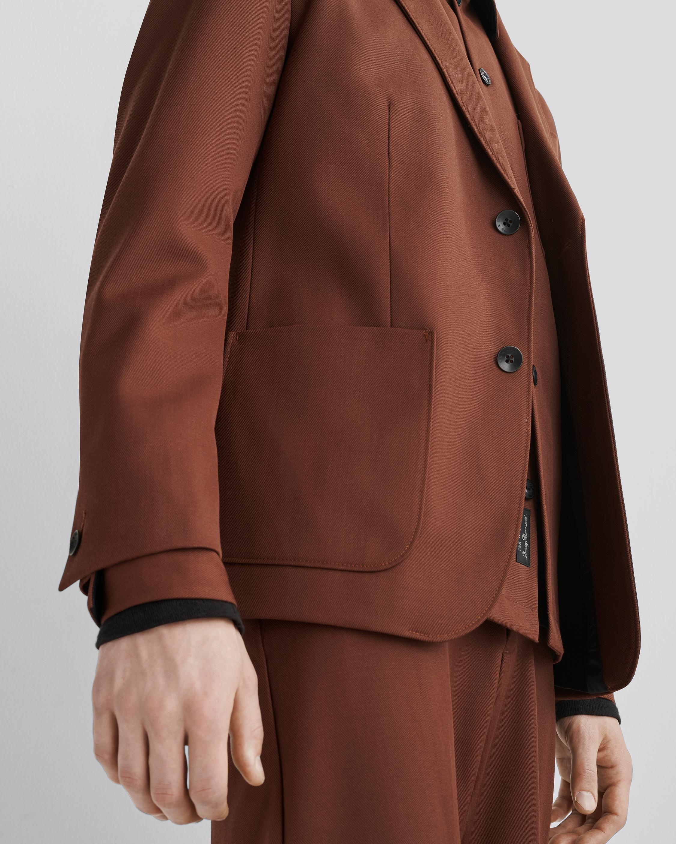 Shift Wool Twill Blazer
Tailored Fit - 7