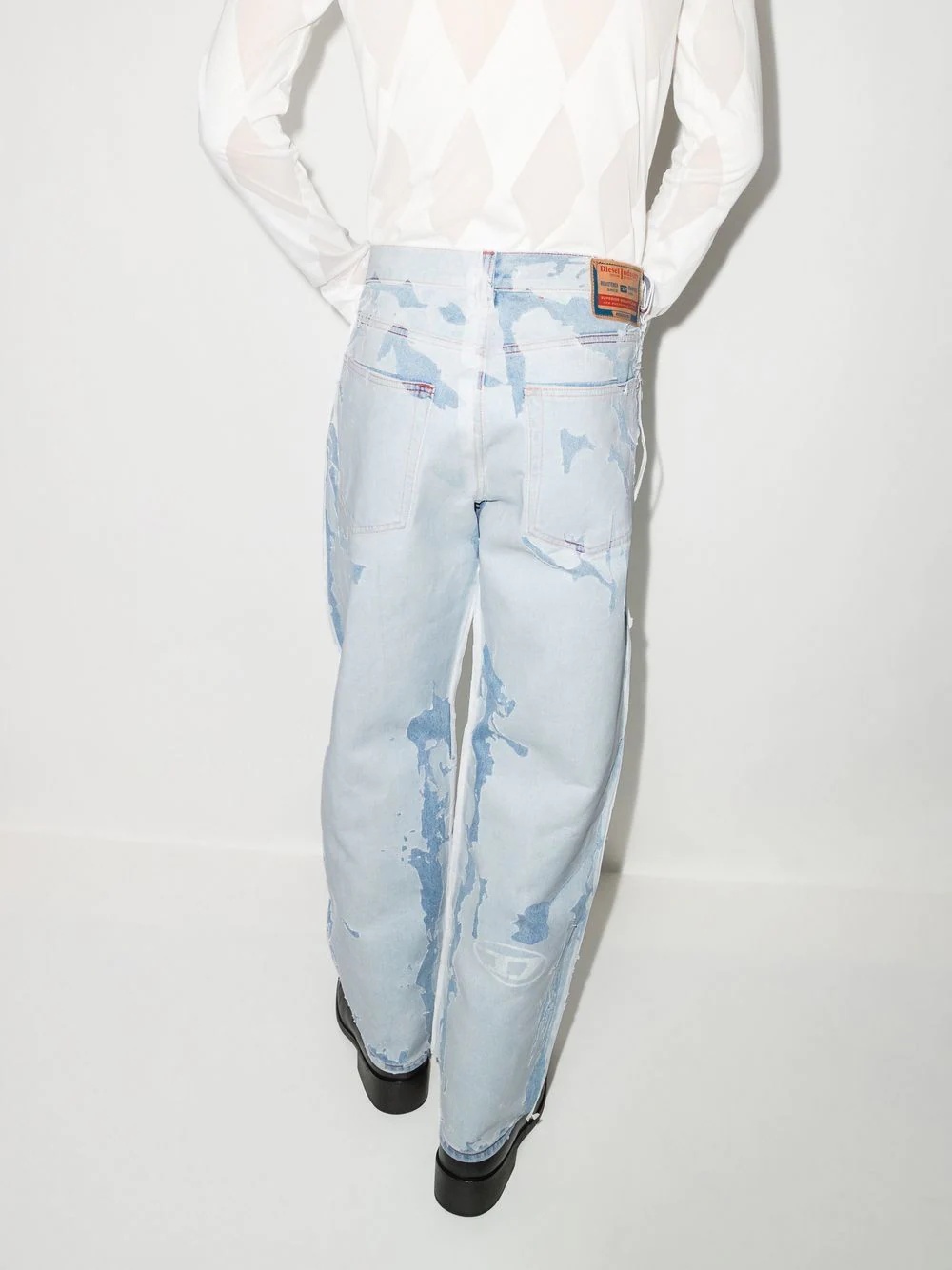 2010 distressed straight-leg jeans - 3