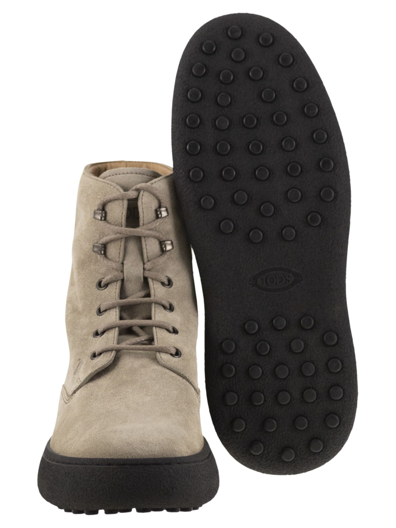 Tod's Men Suede Lace-Up Boot - 5