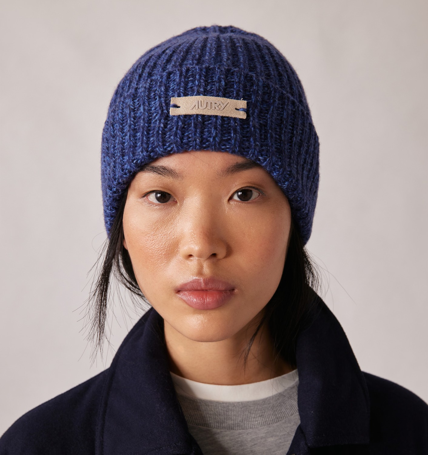 UNISEX BEANIE WITH LOGO PATCH - 2
