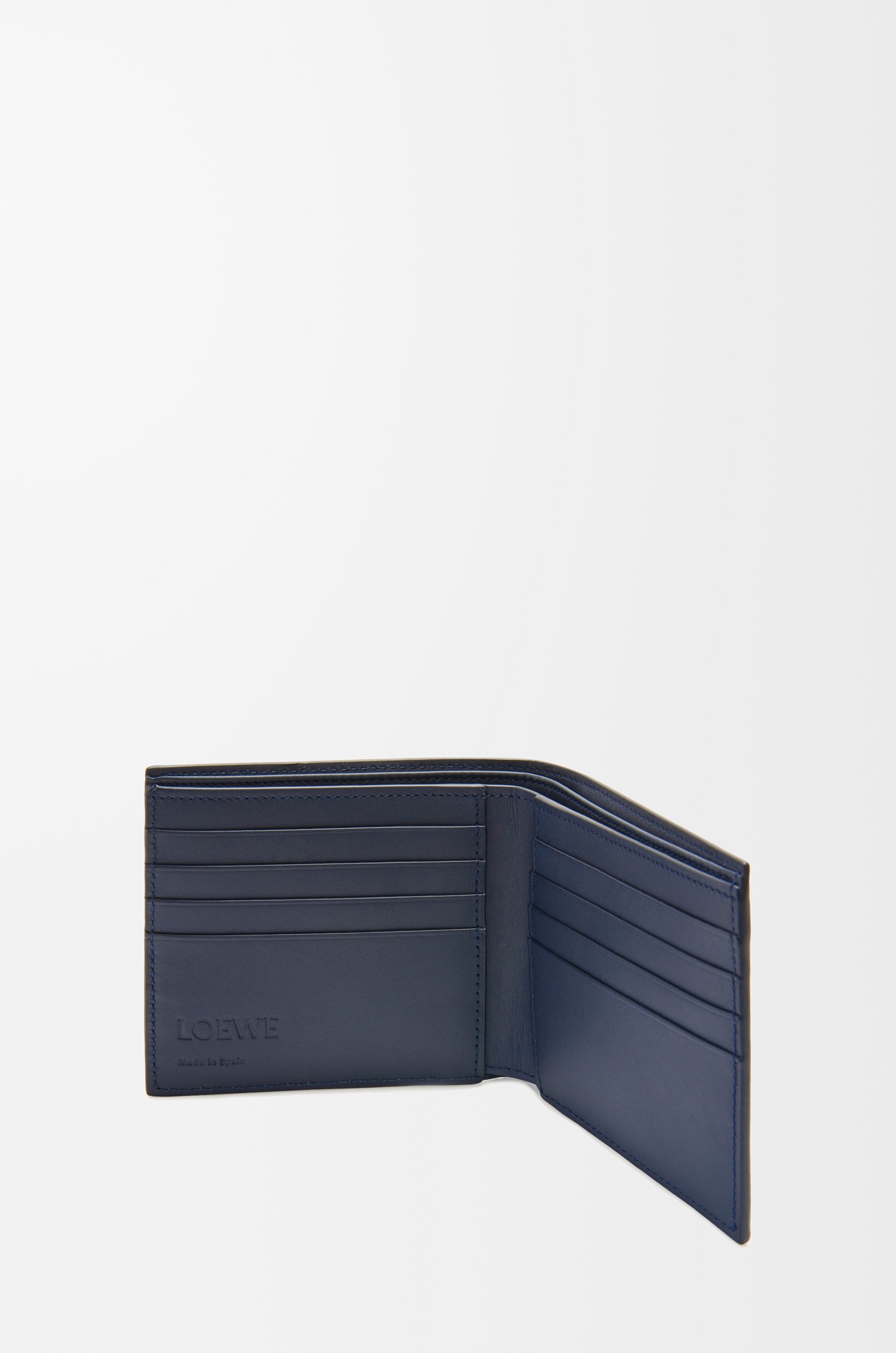 Bifold wallet in satin calfskin - 3
