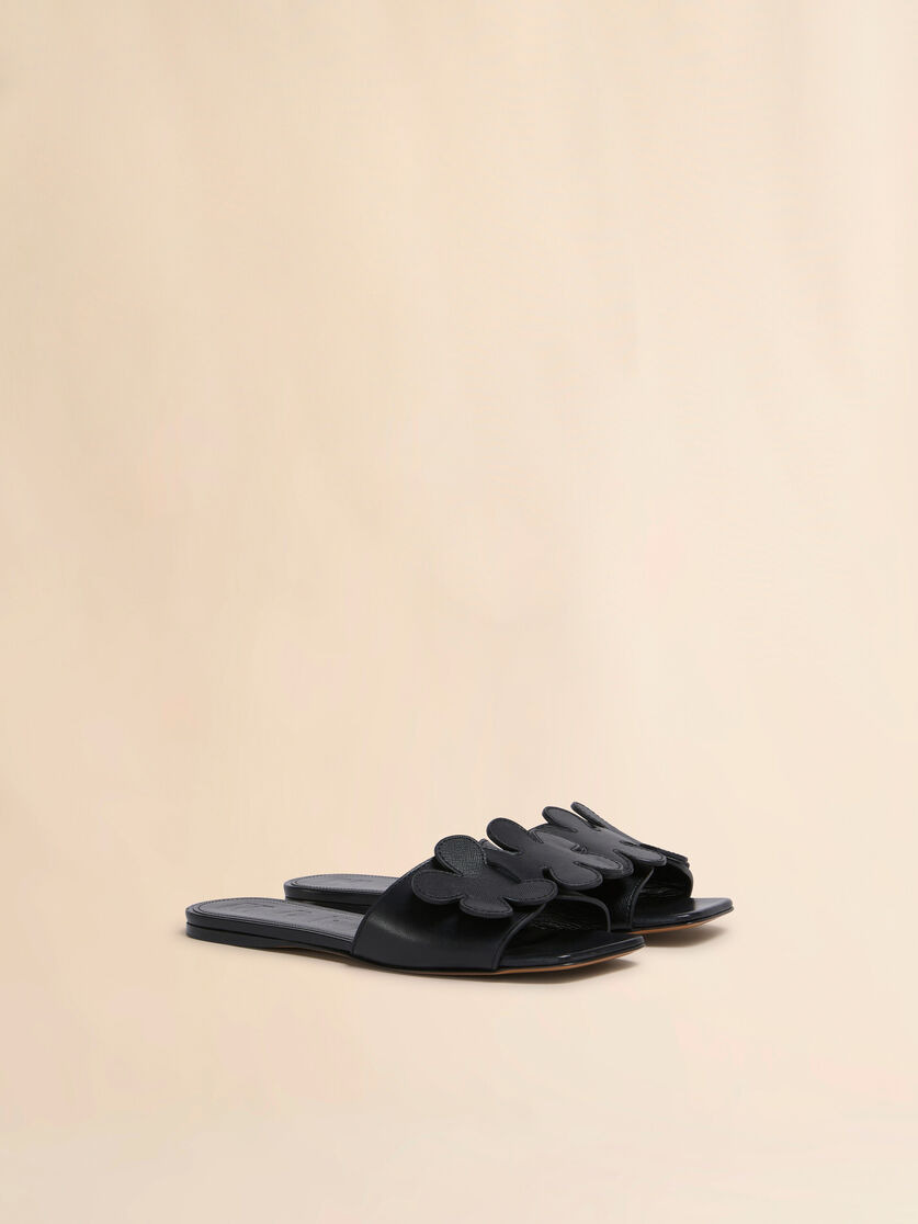 BLACK LEATHER DAISY SANDAL - 2