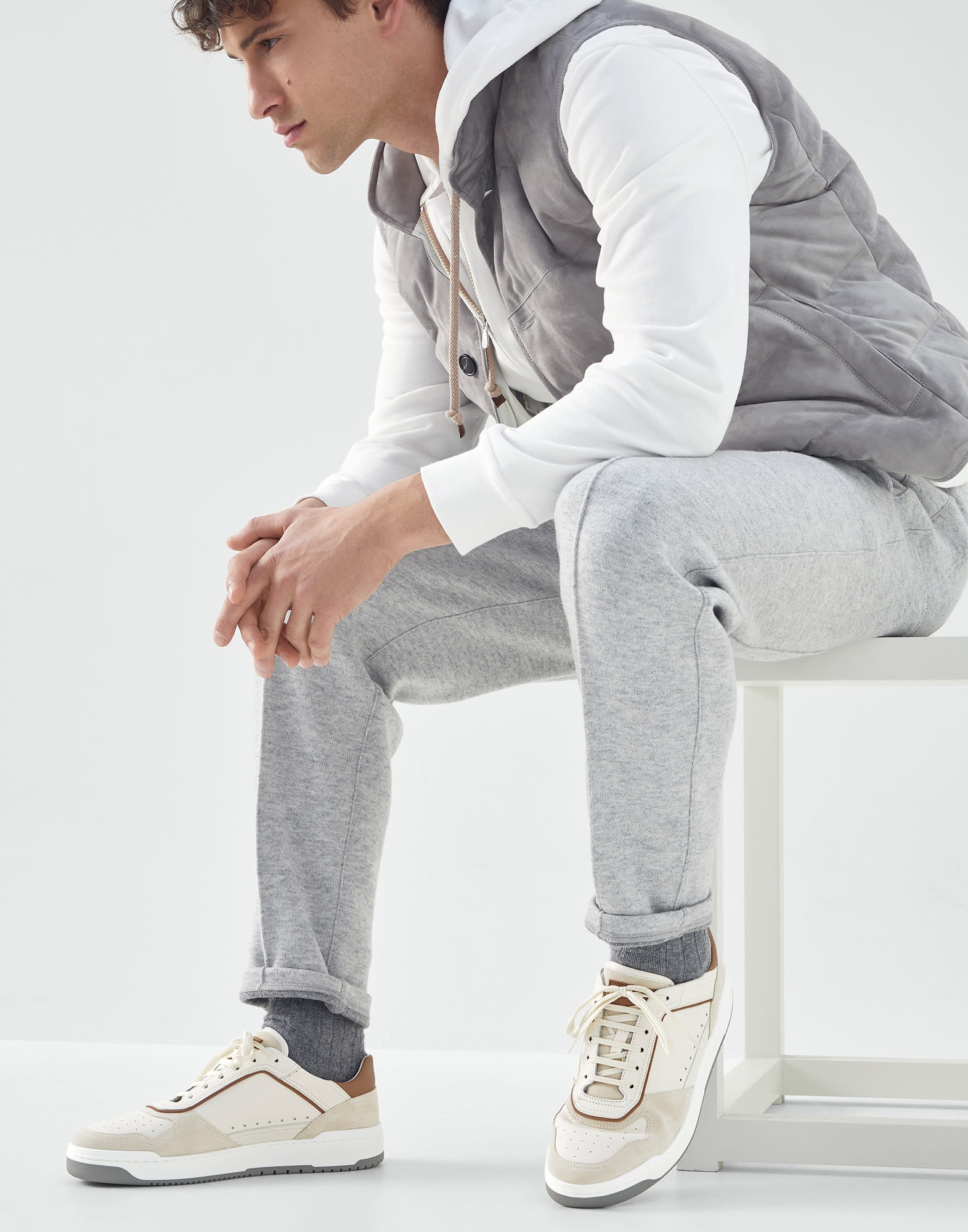 Grained calfskin and washed suede basket sneakers - 4