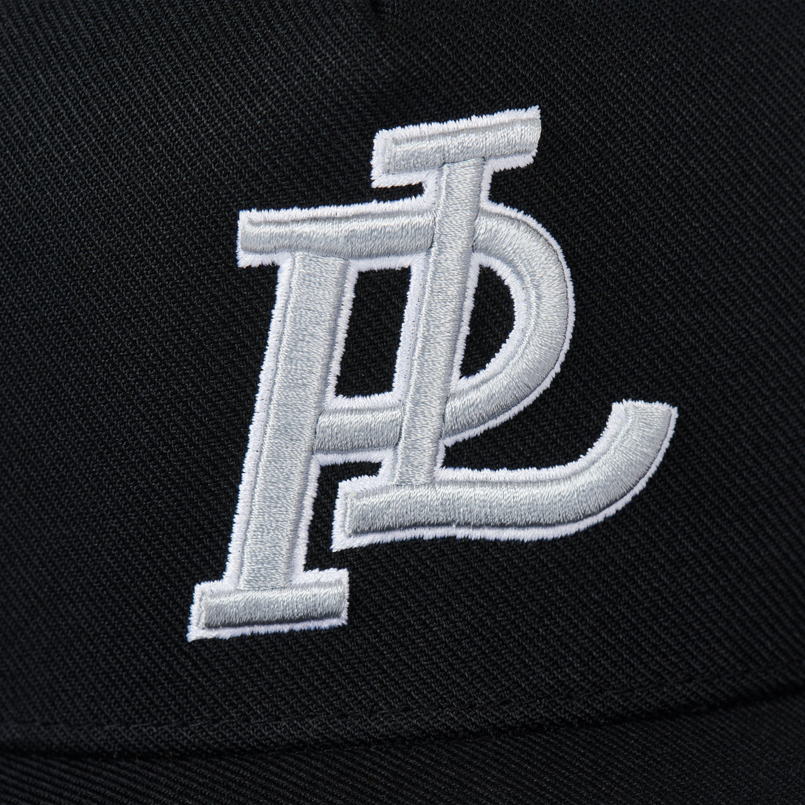 P FRAME 5-PANEL BLACK - 4