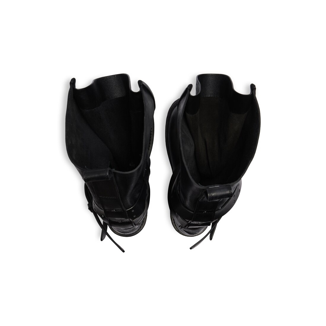 Men's Venom High Boot  in Black - 5