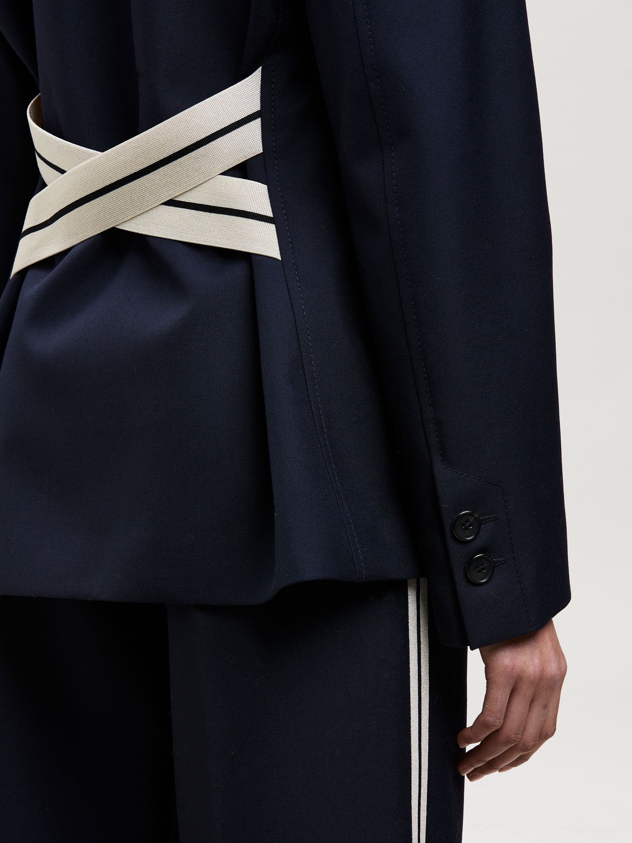 GABARDINE CRISS-CROSSED BLAZER - 6